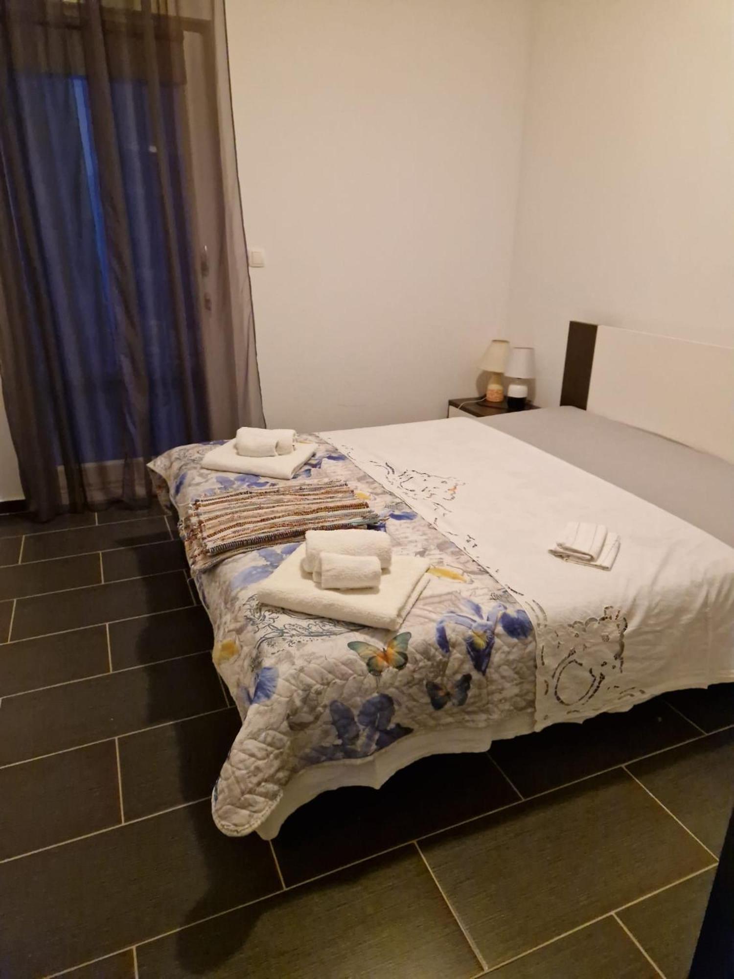 Apartmani Buba Подстрана Екстер'єр фото
